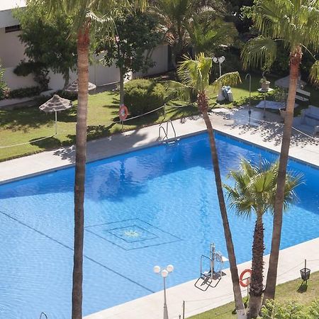 Puerto Marina Benalmadena بينالماذينا المظهر الخارجي الصورة